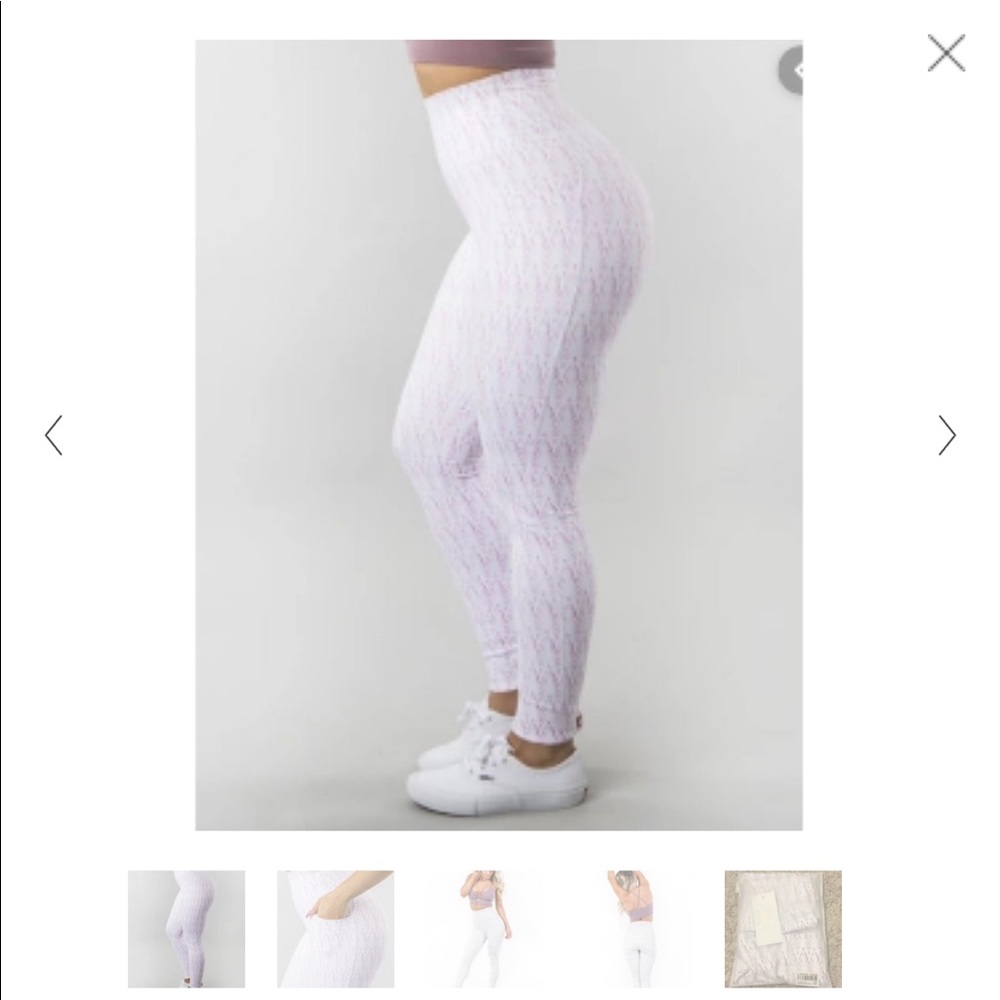 Size Large Buffbunny Leggings